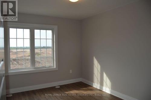 1208 Wheat Boom Drive, Oakville, ON - Indoor Photo Showing Other Room