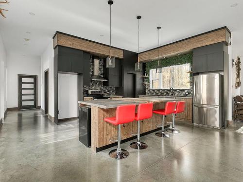 Kitchen - 5152 Rue St-Georges, Rawdon, QC - Indoor Photo Showing Kitchen With Upgraded Kitchen