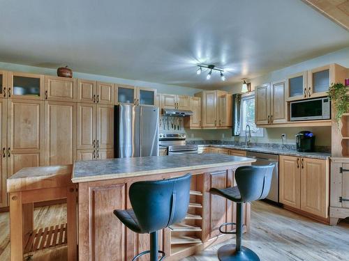 Kitchen - 1136 Ch. De Val-Des-Lacs, Sainte-Sophie, QC - Indoor Photo Showing Kitchen