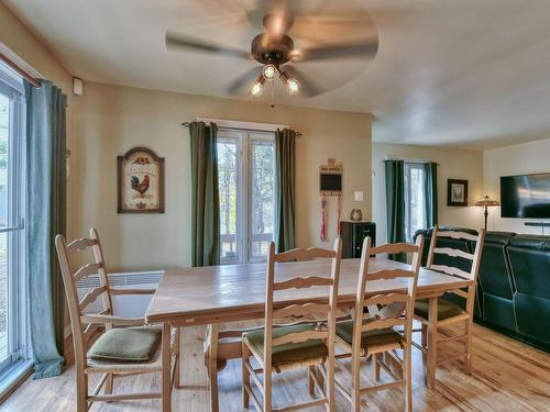 Dining room - 1136 Ch. De Val-Des-Lacs, Sainte-Sophie, QC - Indoor Photo Showing Dining Room