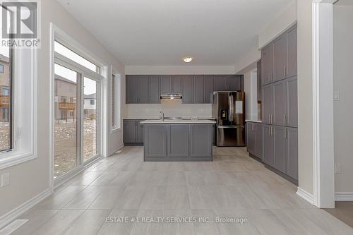 10 Blaney Street, Brant, ON - Indoor Photo Showing Kitchen