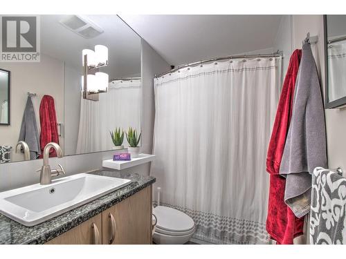 7343 Okanagan Landing Road Unit# 2107, Vernon, BC - Indoor Photo Showing Bathroom