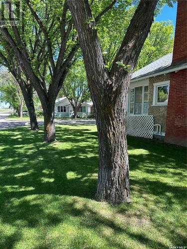 695 3Rd Street E, Shaunavon, SK - Outdoor