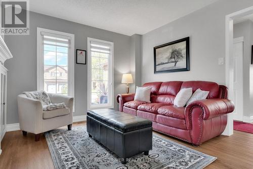 786 Beatty Crescent, Cobourg, ON - Indoor Photo Showing Living Room