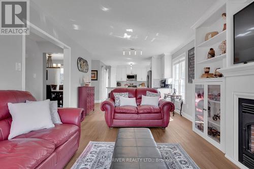 786 Beatty Crescent, Cobourg, ON - Indoor Photo Showing Living Room With Fireplace