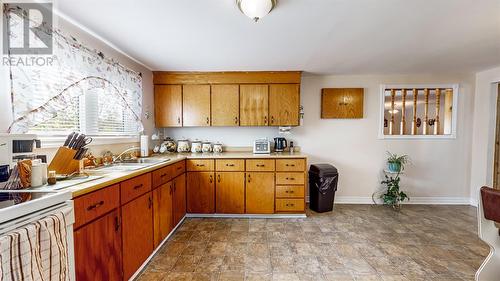 937 Pouch Cove Line, Pouch Cove, NL - Indoor Photo Showing Kitchen With Double Sink