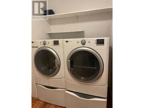 5332 42 Street, Fort Nelson, BC - Indoor Photo Showing Laundry Room