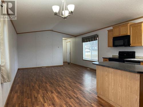 5332 42 Street, Fort Nelson, BC - Indoor Photo Showing Kitchen