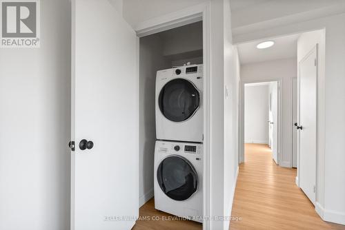 512 - 10 Fontenay Court, Toronto, ON - Indoor Photo Showing Laundry Room