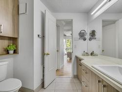 Ensuite bathroom - 