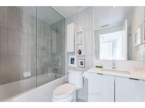 3612-195 Redpath Ave, Toronto, ON - Indoor Photo Showing Bathroom