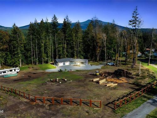 5056 White Rd, Duncan, BC 