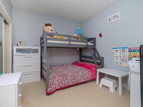 118-2710 Jacklin Rd, Langford, BC - Indoor Photo Showing Bedroom