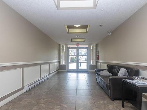 118-2710 Jacklin Rd, Langford, BC - Indoor Photo Showing Other Room