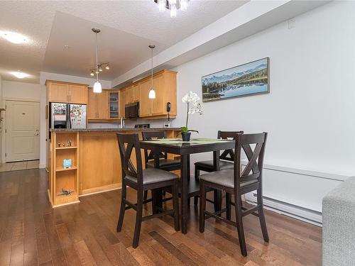 118-2710 Jacklin Rd, Langford, BC - Indoor Photo Showing Dining Room