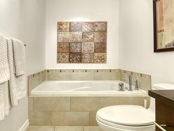 Ensuite bathroom - 