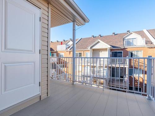 Balcony - 9338 Rue Riverin, Brossard, QC - Outdoor With Exterior