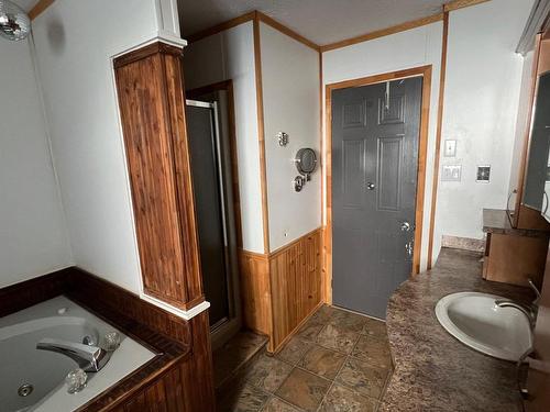 Bathroom - 2023 Rue Larose, Chibougamau, QC - Indoor Photo Showing Bathroom