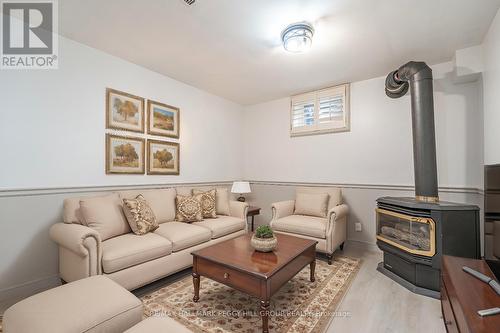 75 Garden Drive, Barrie, ON - Indoor Photo Showing Living Room