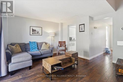 49 - 480 Grey Street, Brantford, ON - Indoor Photo Showing Living Room