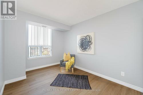 404 - 135 Hillcrest Avenue, Mississauga, ON - Indoor Photo Showing Other Room