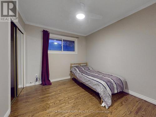 61 Fisher Crescent, Hamilton, ON - Indoor Photo Showing Bedroom