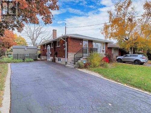 61 Fisher Crescent, Hamilton, ON - Outdoor