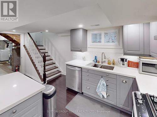 61 Fisher Crescent, Hamilton, ON - Indoor Photo Showing Kitchen With Double Sink