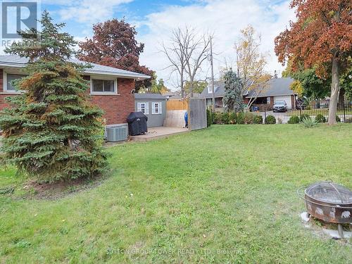 61 Fisher Crescent, Hamilton, ON - Outdoor