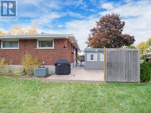 61 Fisher Crescent, Hamilton, ON - Outdoor