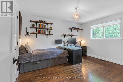 28 Larry Street, Caledon, ON - Indoor Photo Showing Bedroom