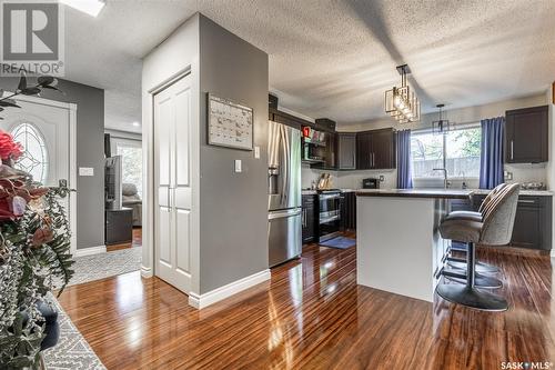 105 Quill Crescent, Saskatoon, SK - Indoor Photo Showing Kitchen