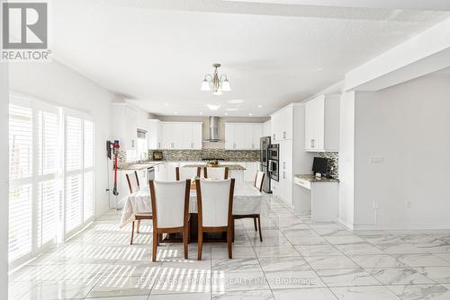 4 Dolomiti Court, Hamilton, ON - Indoor Photo Showing Dining Room