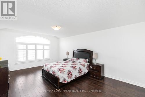 4 Dolomiti Court, Hamilton, ON - Indoor Photo Showing Bedroom