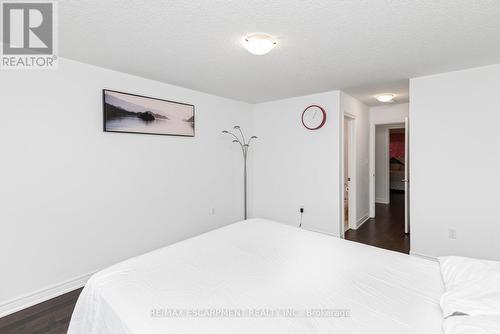 4 Dolomiti Court, Hamilton, ON - Indoor Photo Showing Bedroom