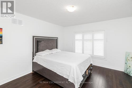 4 Dolomiti Court, Hamilton, ON - Indoor Photo Showing Bedroom