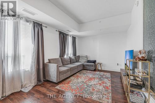 501 - 1 Wellington Street, Brantford, ON - Indoor Photo Showing Living Room