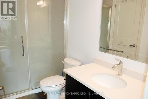 5 - 231 Max Becker Drive, Kitchener, ON - Indoor Photo Showing Bathroom