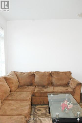 5 - 231 Max Becker Drive, Kitchener, ON - Indoor Photo Showing Living Room