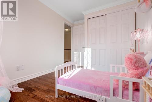 61 - 3360 Council Ring Road, Mississauga, ON - Indoor Photo Showing Bedroom