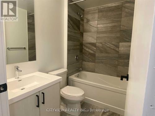 514 - 50 George Butchart Drive, Toronto, ON - Indoor Photo Showing Bathroom