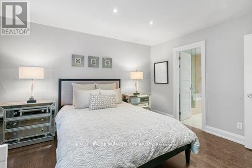 9 Faris Avenue, King, ON - Indoor Photo Showing Bedroom