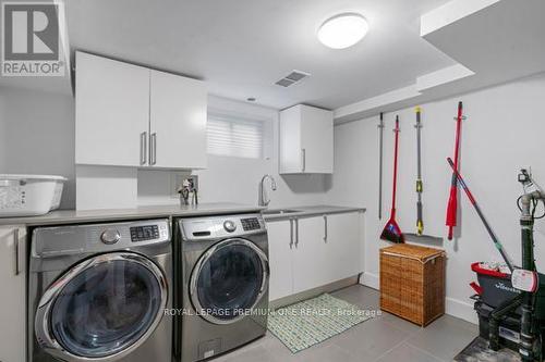 9 Faris Avenue, King, ON - Indoor Photo Showing Laundry Room