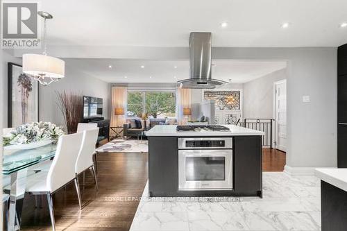 9 Faris Avenue, King, ON - Indoor Photo Showing Dining Room