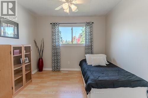 605 Big Bay Point Road, Barrie, ON - Indoor Photo Showing Bedroom