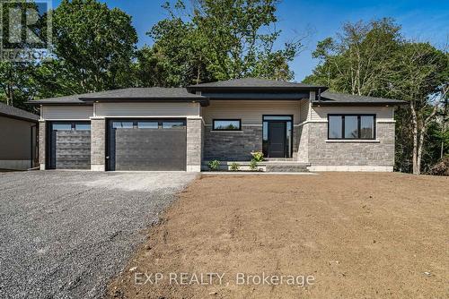 131 Michael'S Way, Quinte West, ON - Outdoor