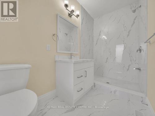 4 Elm Street, Ingersoll, ON - Indoor Photo Showing Bathroom