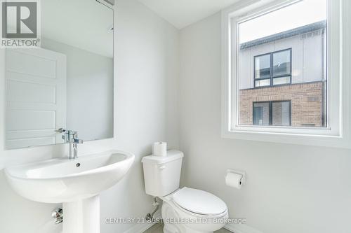 201 - 1208 Main Street E, Milton, ON - Indoor Photo Showing Bathroom