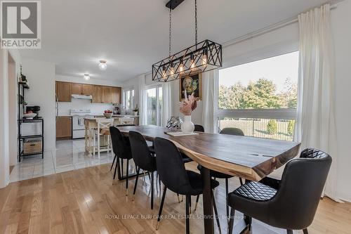 2441 Falkland Crescent, Oakville, ON - Indoor Photo Showing Dining Room