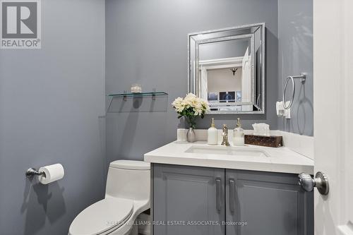 5339 Jameson Crescent, Burlington, ON - Indoor Photo Showing Bathroom